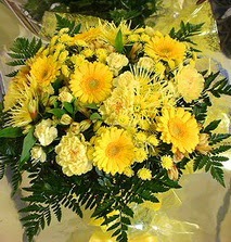  Şanlıurfa online çiçekçi , çiçek siparişi  karma büyük ve gösterisli mevsim demeti 