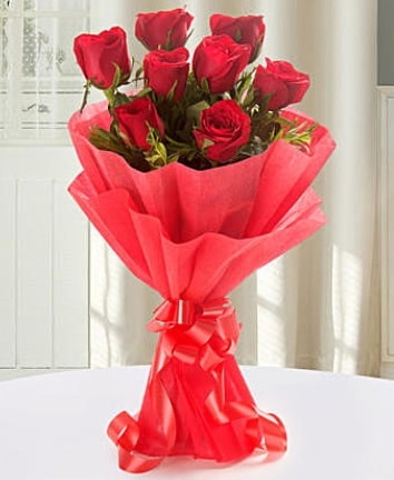 9 adet kırmızı gülden modern buket  Şanlıurfa anneler günü çiçek yolla 
